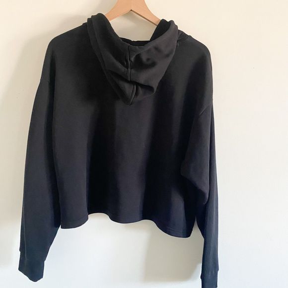 PUMA Black Cropped Athletic Signature Hoodie - Picture 5 of 7